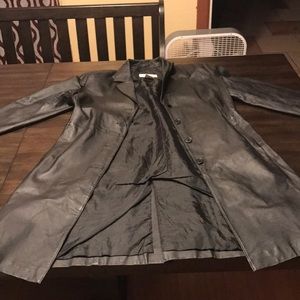 100 % leather trench coat